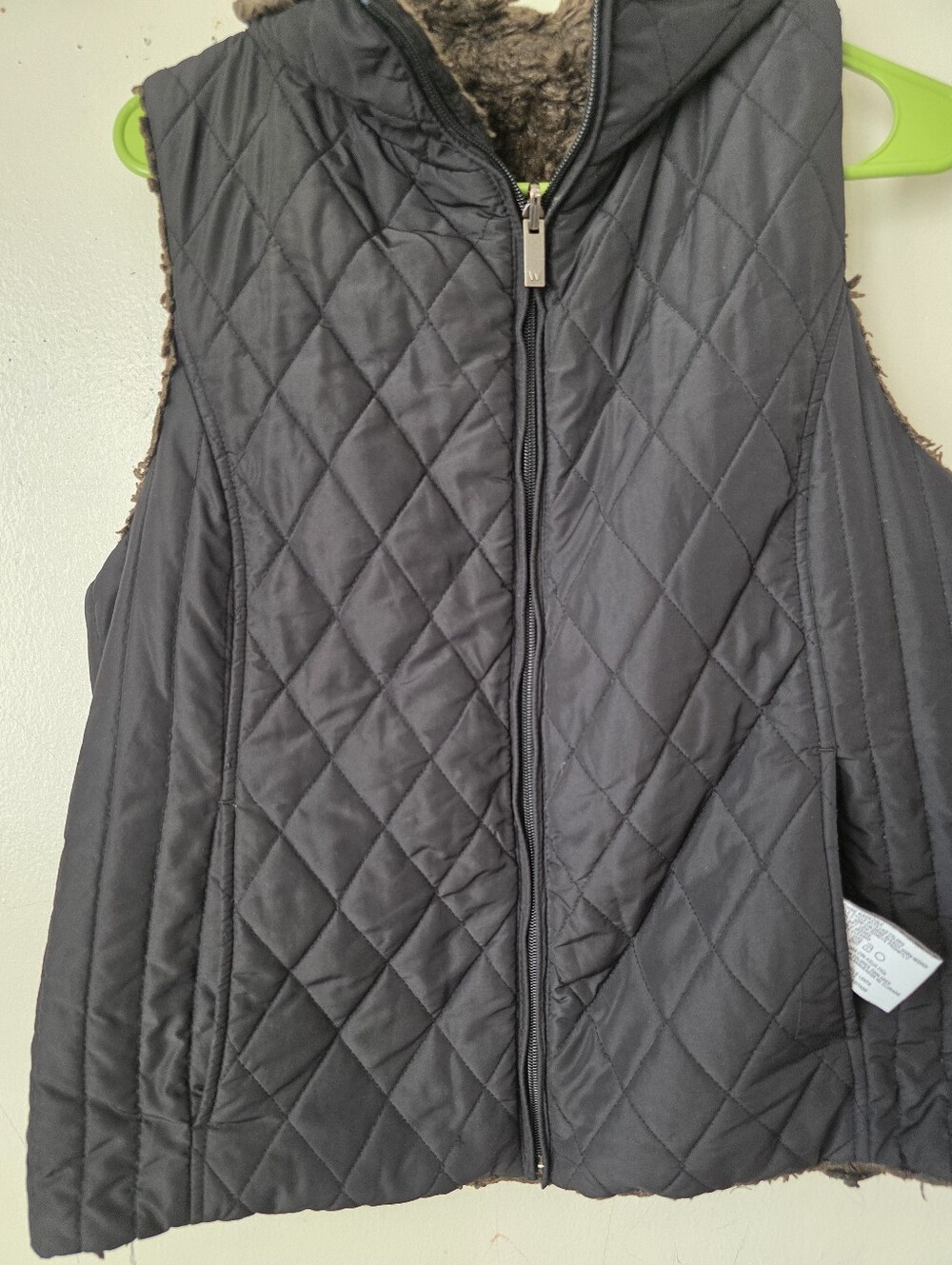 Weatherproof Quilted Sleeveless Vest in Black with Faux-Fur Trim
